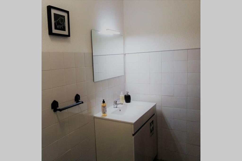 לאוסה De Ca - Suite Com Acesso Independente E Kitchenette מראה חיצוני תמונה